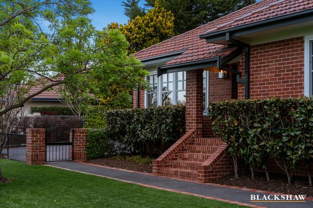 1 Durville Crescent, ACT 2603