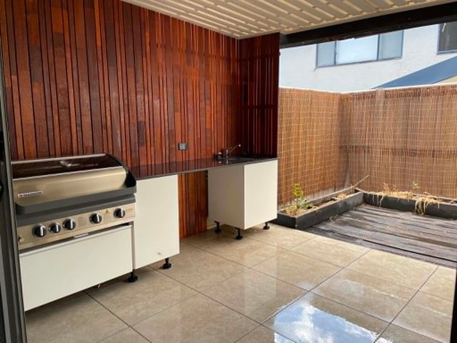 10/17 Uriarra Road, NSW 2620