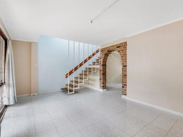 5/53 McBurney Road, NSW 2166