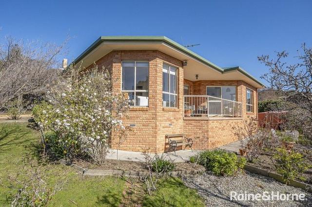 4 Surf Parade, TAS 7052