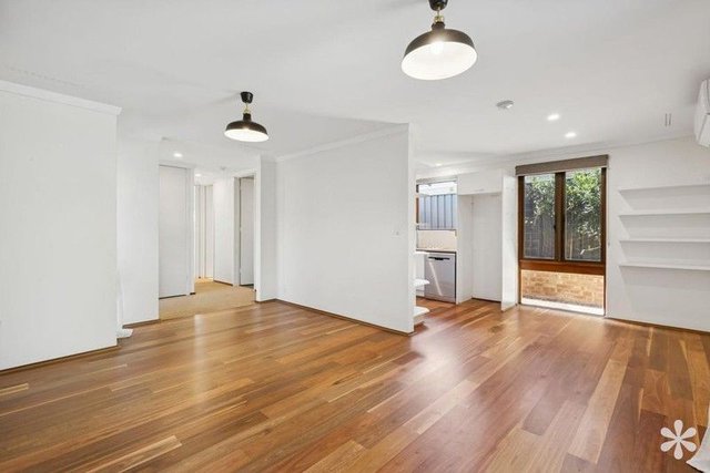 4/261 Labouchere Road, WA 6152