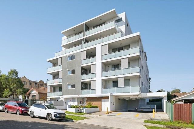 304/1-3 Palomar Parade, NSW 2199