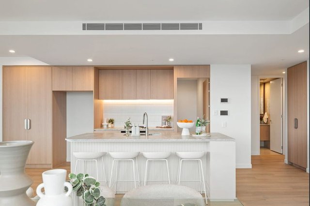 1205/33 Railway Tce, QLD 4064