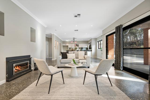 24 Hideaway Place, NSW 2621