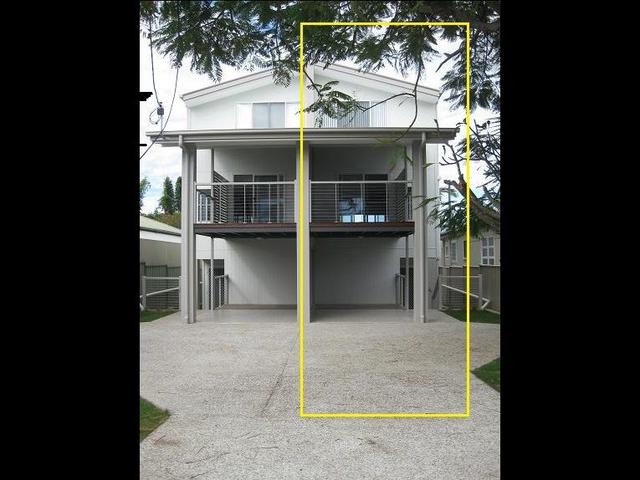 2/15 Hardiman Street, QLD 4019