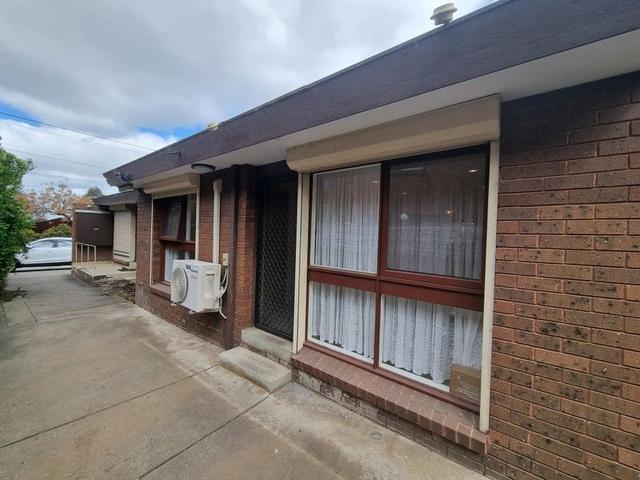 2/24 Forrest Street, VIC 3020