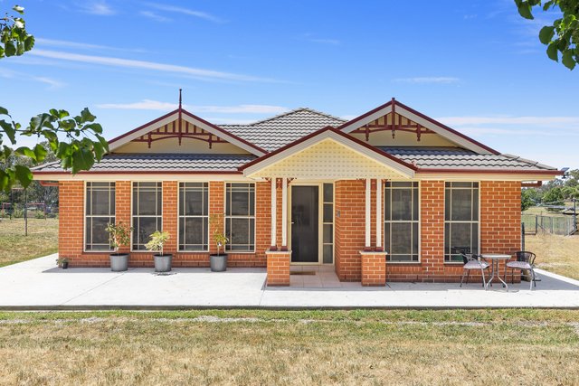 3 Galloway Place, NSW 2582