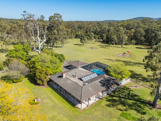 4 Alexander Drive, NSW 2324