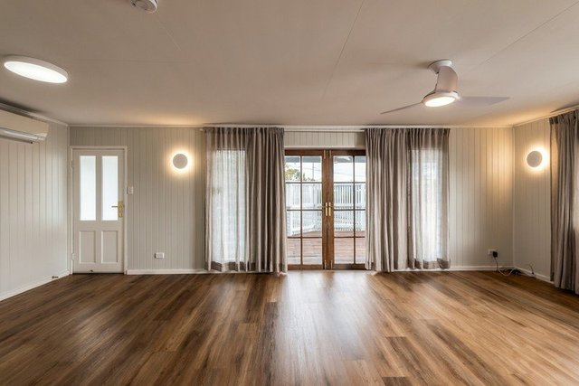 296 Dawson Parade, QLD 4054
