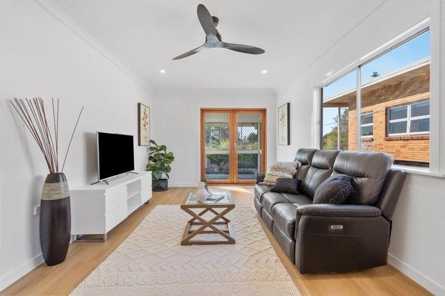 11 Megalong Street, QLD 4121