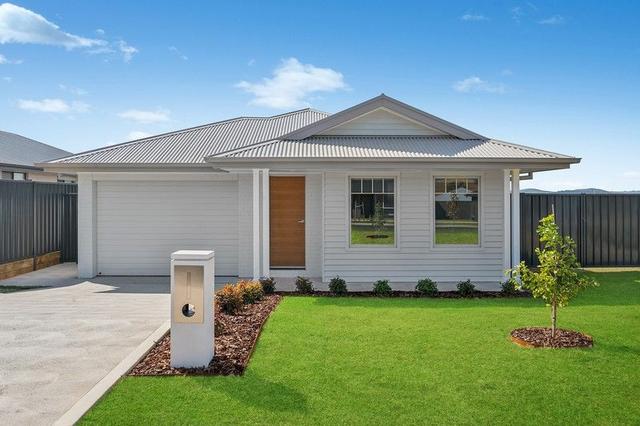 8 Davis Crescent, NSW 2850
