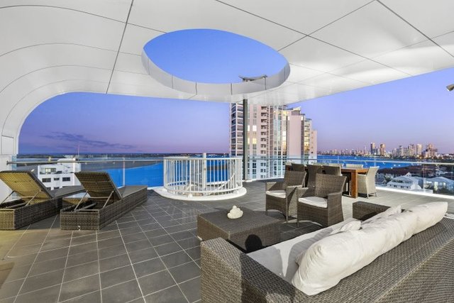 802/20 Labrador Street, QLD 4215