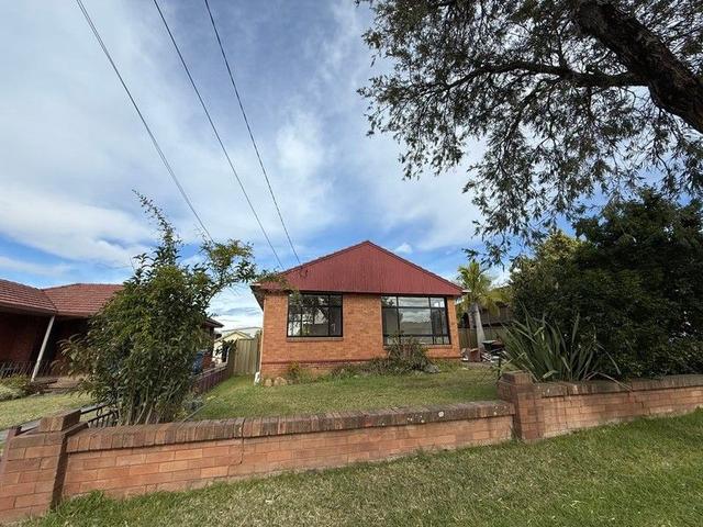 25 Riga Avenue, NSW 2190