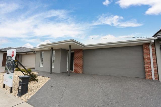 25 Tooronga Drive, VIC 3064