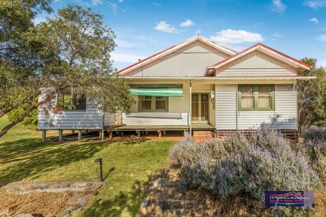 103 Simmons Road, VIC 3463