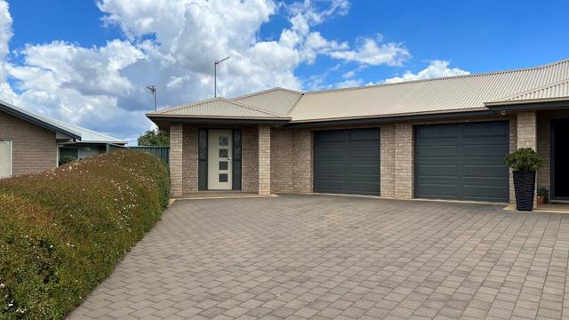 3B Tulip Court, NSW 2830