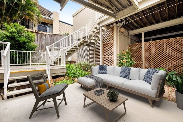 1/105 Sir Fred Schonell Drive, QLD 4067