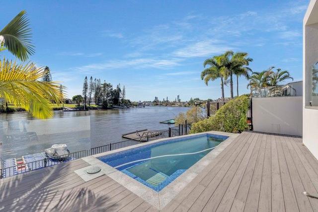 2/22 Lamb Street, QLD 4218