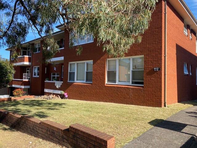 8/9 Noble Street, NSW 2218