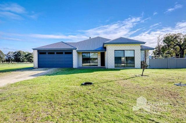13 Pearson Place, WA 6220
