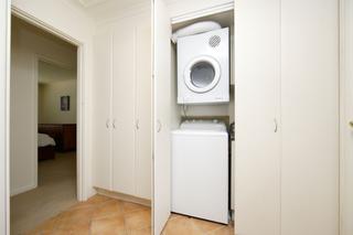 Laundry (2010-12-21)