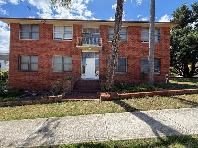 2/5 Bradbury Avenue, NSW 2560