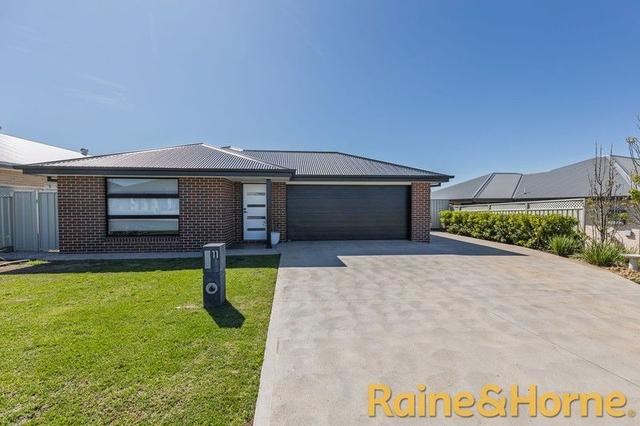 11 Lesmurdie Parade, NSW 2830