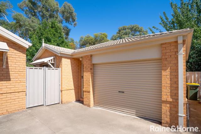 2/9 Gunyah Place, NSW 2650