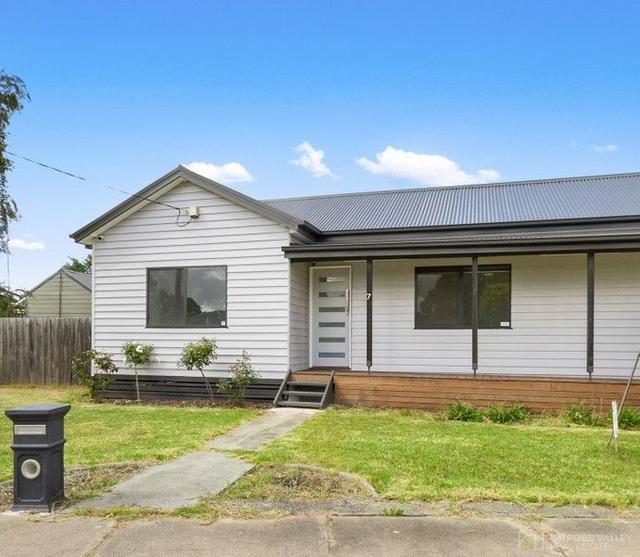 7 McMillan Street, VIC 3844