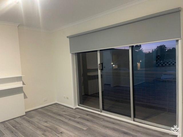 ID:21154620/174 Victoria Street, VIC 3056