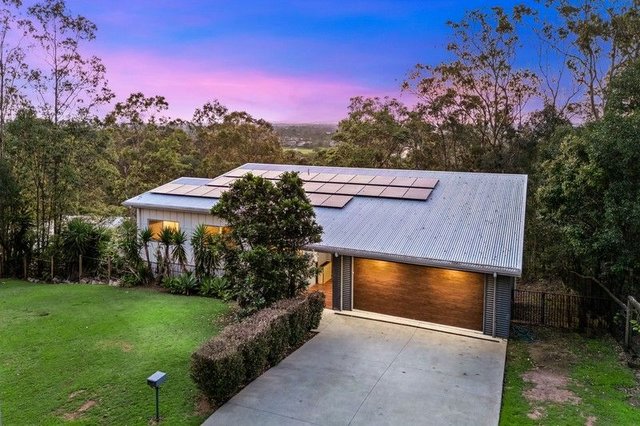 21 Range Drive, QLD 4128