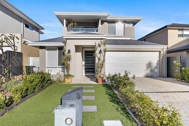 8 Karbuni Parade, WA 6163