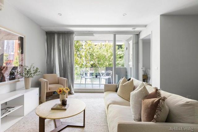 17/100 Queensberry Street, VIC 3053