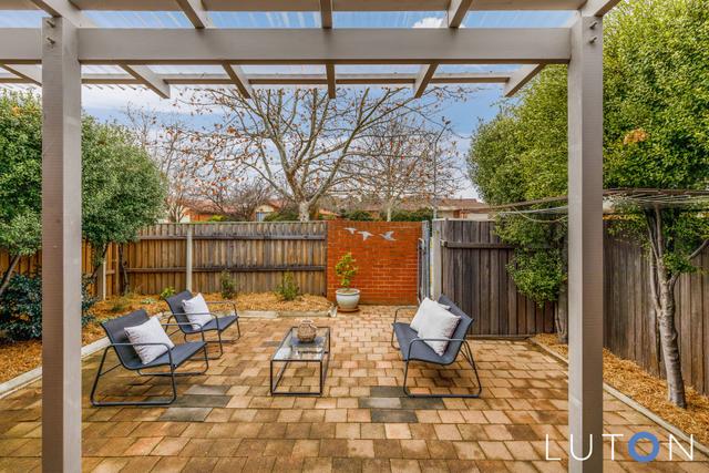 2/3 Redcliffe Street, ACT 2913
