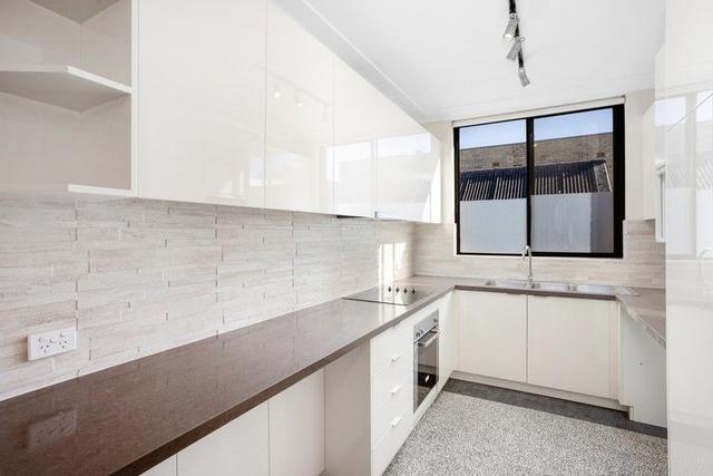 2/19 Lawrence Street, NSW 2096