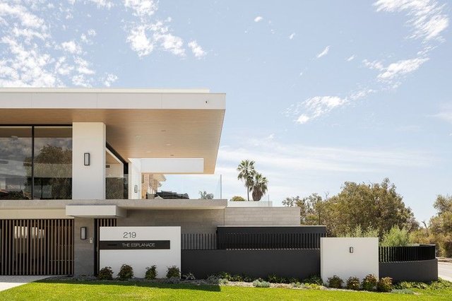 219 The Esplanade, WA 6153