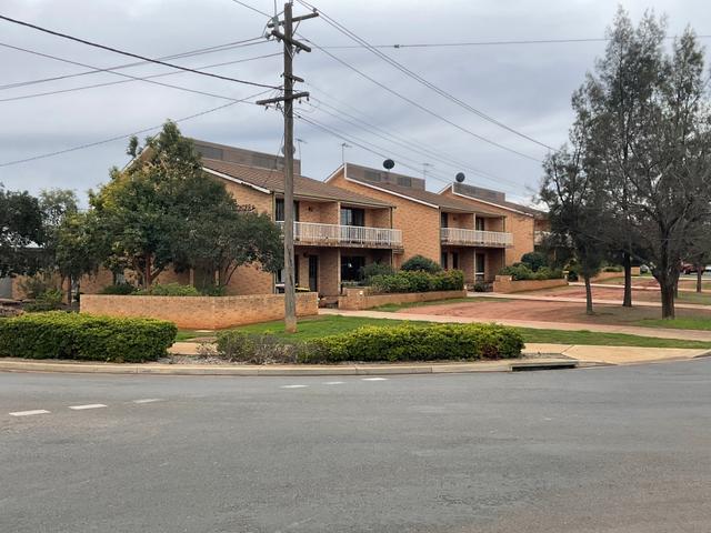 124 Kookora Street, NSW 2680