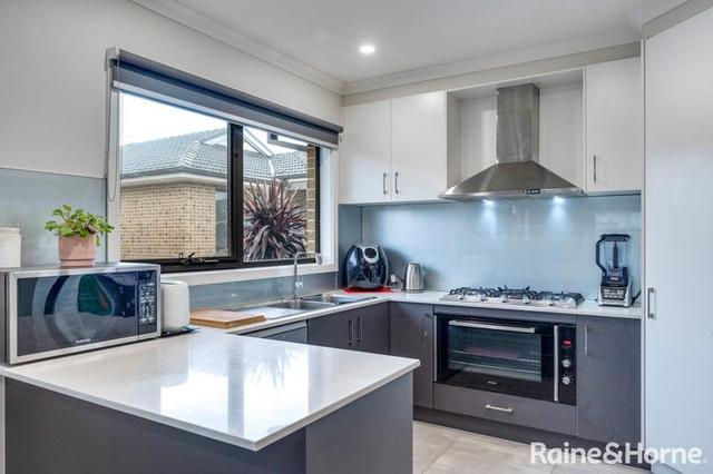 3/7 Gap Road, VIC 3431