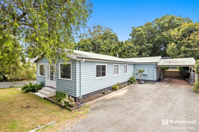 4 Thompson Place, NSW 2315