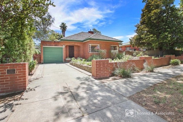 318 Mount Street, NSW 2640