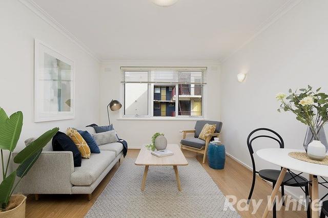 25/4 Alfred Square, VIC 3182