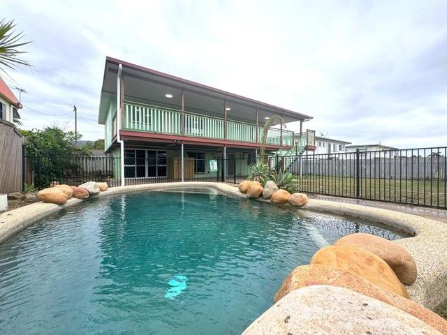 12 Burnett Crescent,, QLD 4811