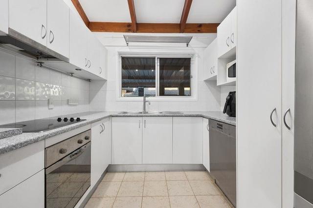 Room 2 - 14 Kootangal Cres, QLD 4055