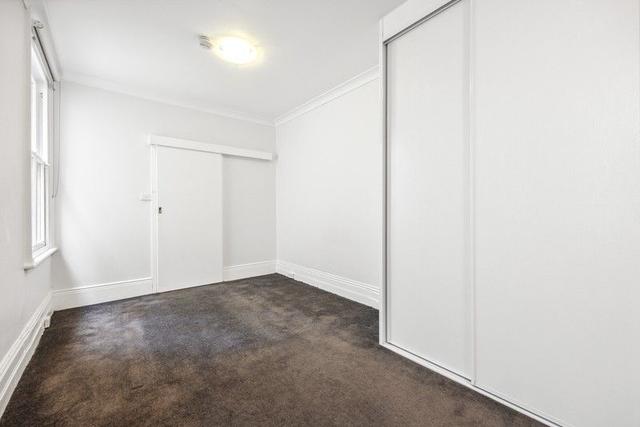 2/96 Cathedral Street, NSW 2011