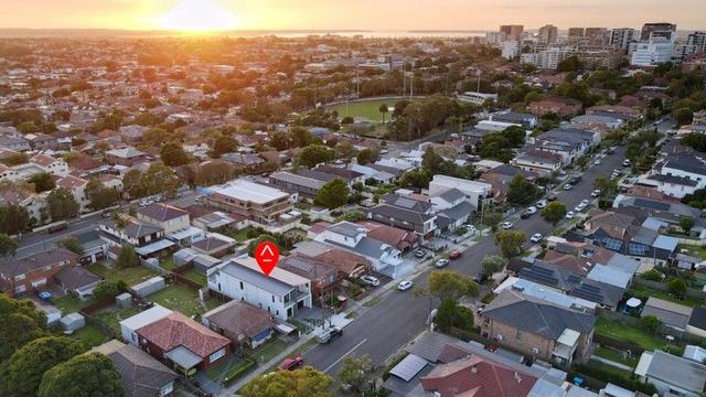 118 Carrington Avenue, NSW 2220