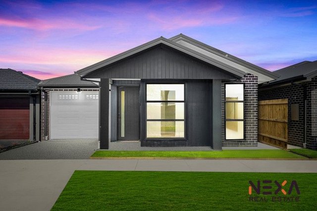 6 Camembert Loop, VIC 3064