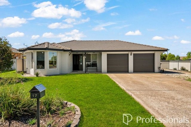 17 Loren Street, NSW 2795