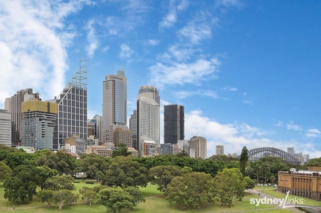 1005/22 Sir John Young  Crescent, NSW 2011