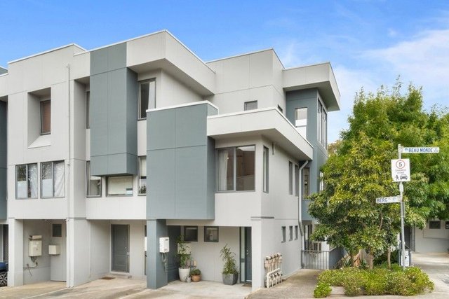 2 Berg Place, VIC 3058