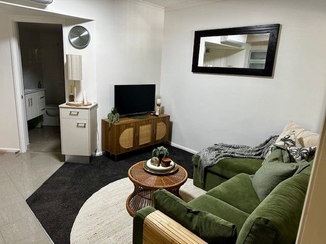 Deakin Street, QLD 4169